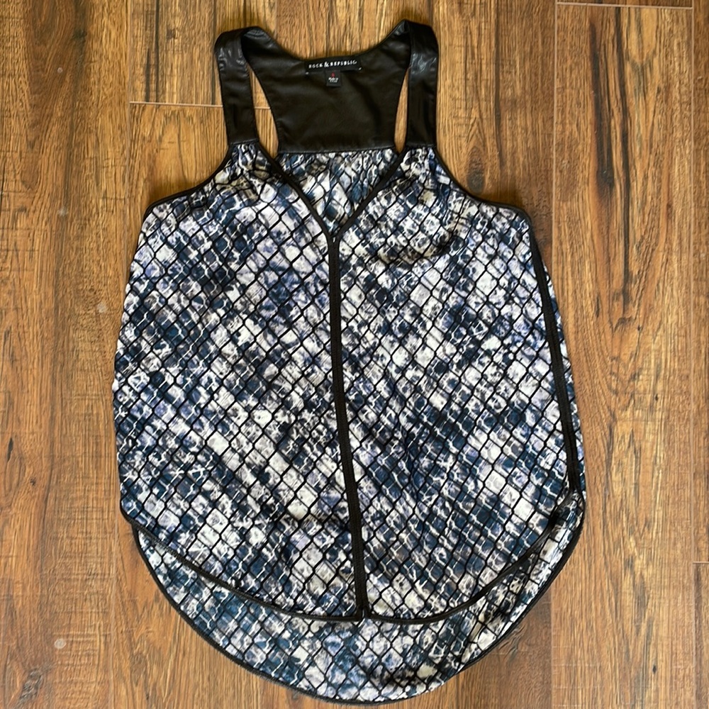 V neck Tank